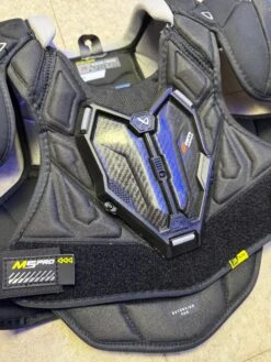 Demo Bauer Supreme M5 Pro Shoulder Pads Junior Medium -Crows Sports Hockey A5A599DF 6688 453E A865 1B2D7C48F82D