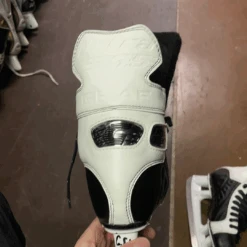 Graf Ultra G5 Player Hockey Skates Senior -Crows Sports Hockey image 98663c4d 6ce5 4c18 a92e 24867a766bcb